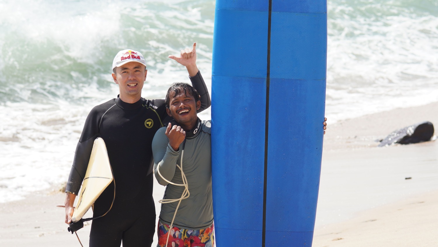 Surfing moment 8